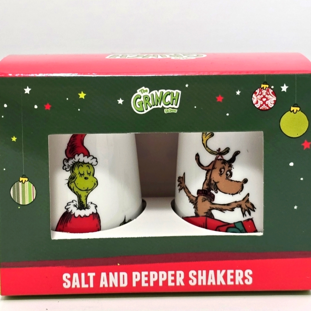 Dr Seuss The Grinch Max Christmas Salt Pepper Shaker Set Retired Nwt